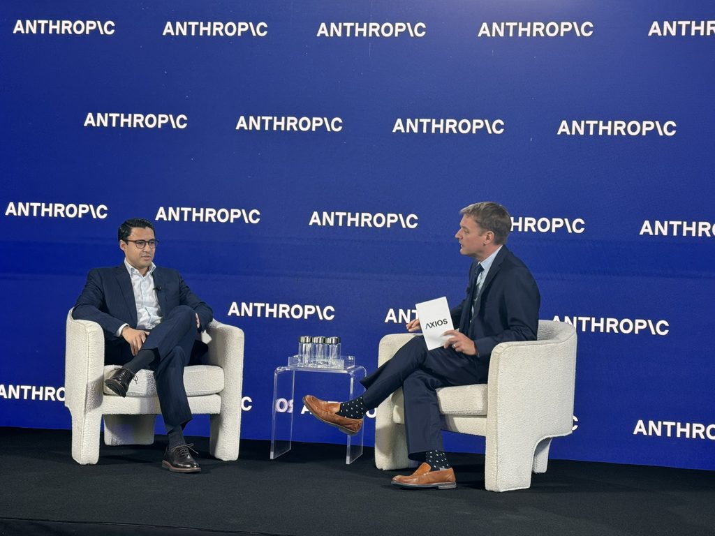 Cesar Fernandez at Axios, Miami